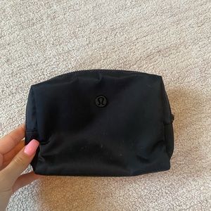 Lululemon pouch